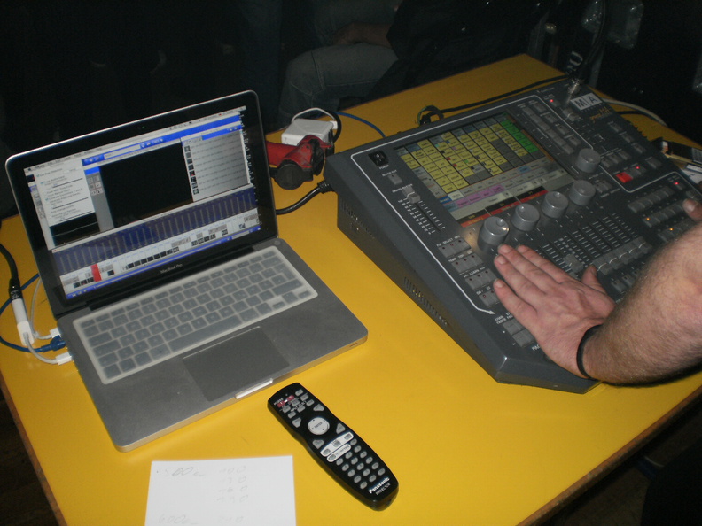 AV in Zwigge 031